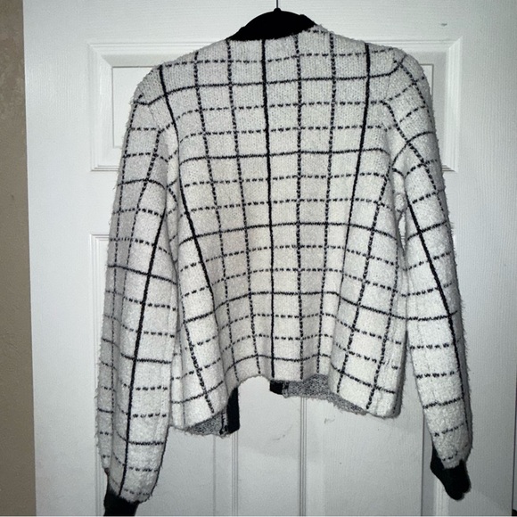 Marled Black and White Grid Blazer - Picture 4 of 4